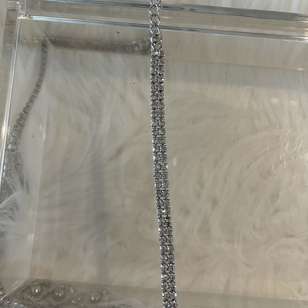 ♥️♥️SOLD♥️♥️ STUNNING Chrystal ADJUSTABLE necklace beautiful - Picture 3 of 7